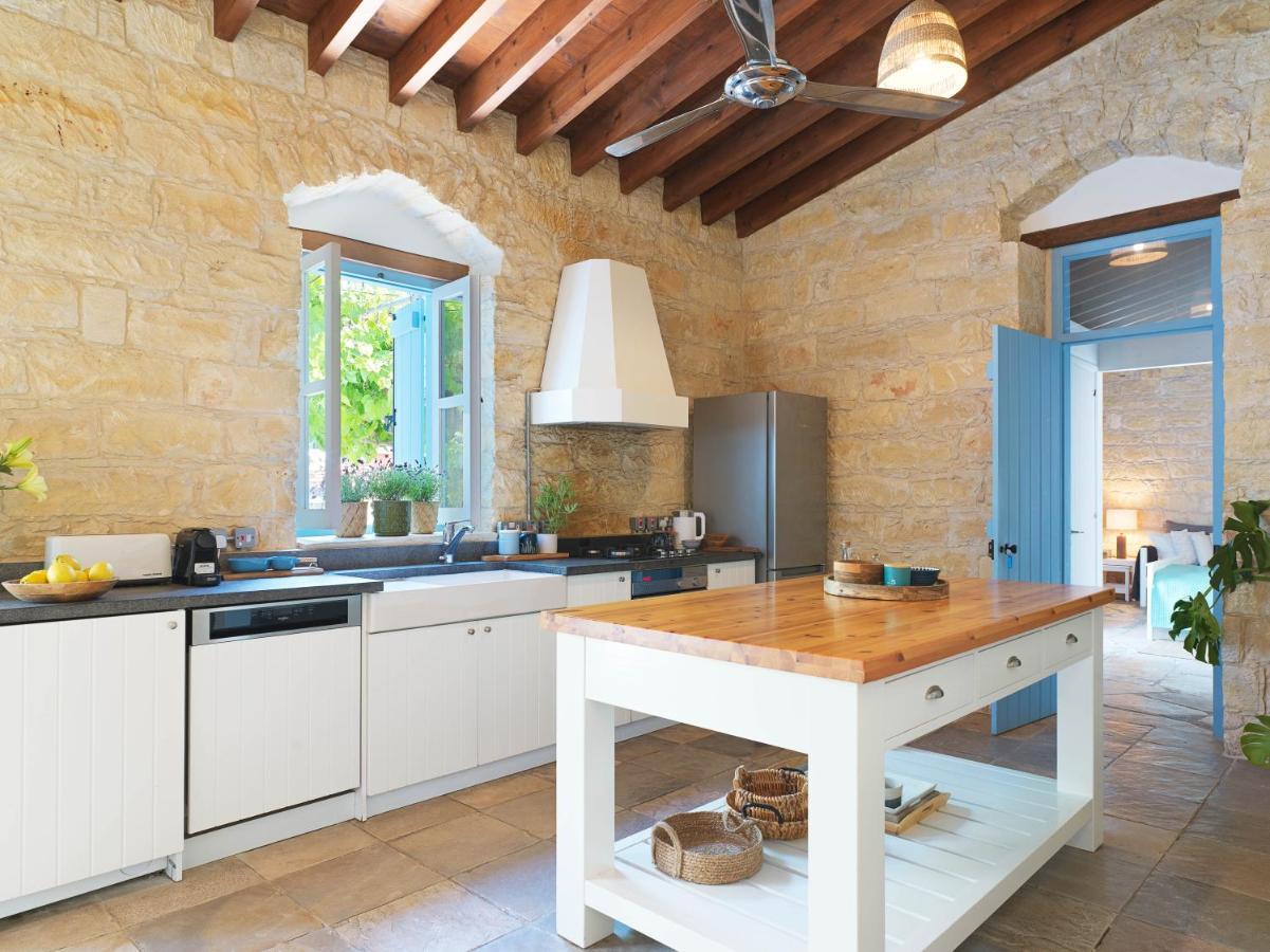 Villa Avgoustis Pachna Esterno foto