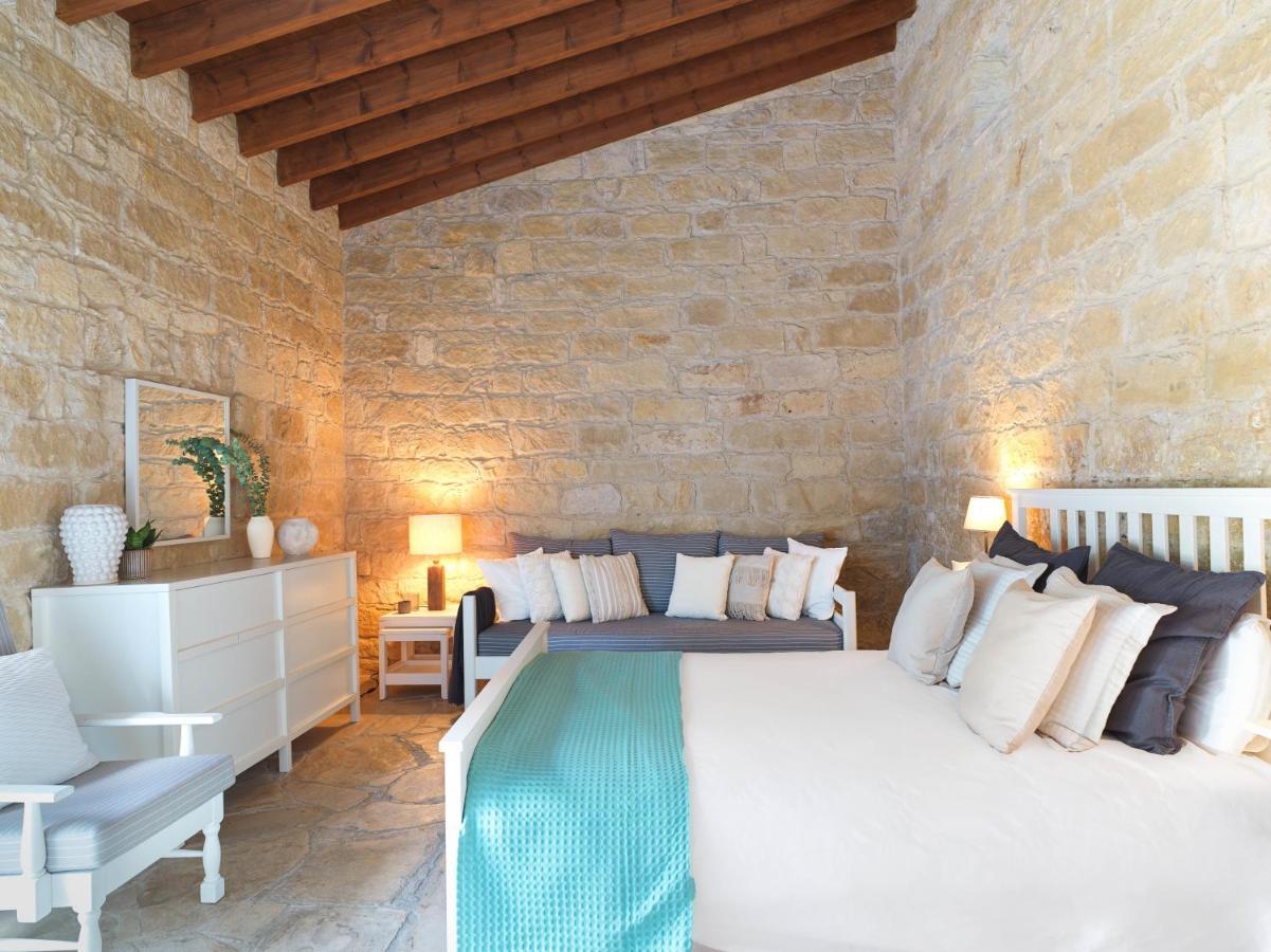 Villa Avgoustis Pachna Esterno foto